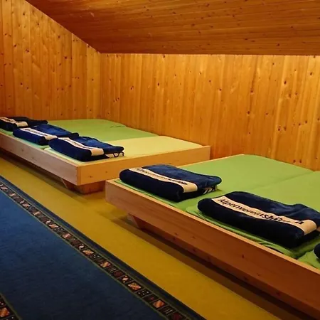 Alpenvereinshaus * Schnepfau